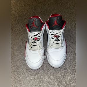 Jordan 5 low fire red